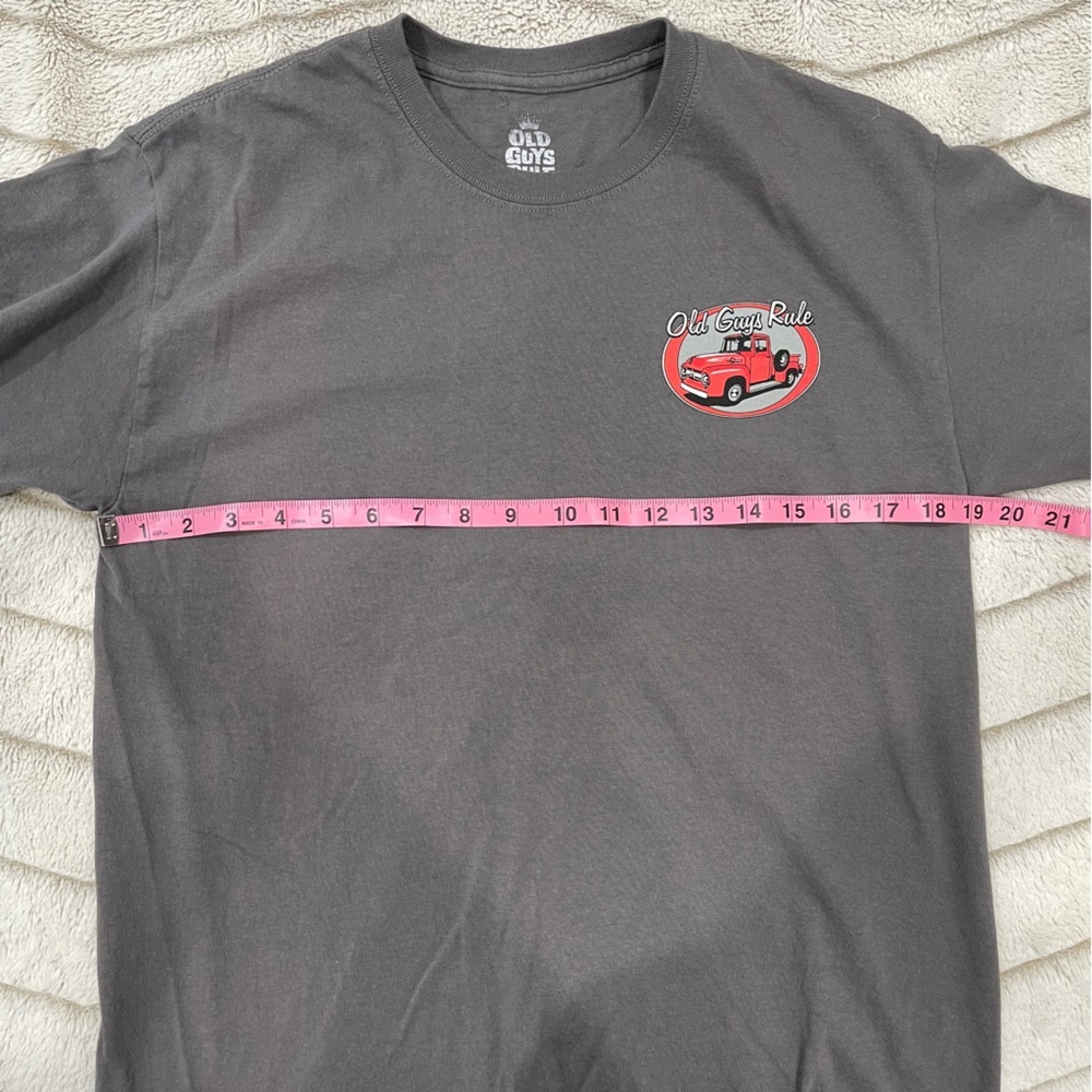 MENS: Old Guys Rule Graphic Print Short Sleeve Shirt - Picture 6 of 7